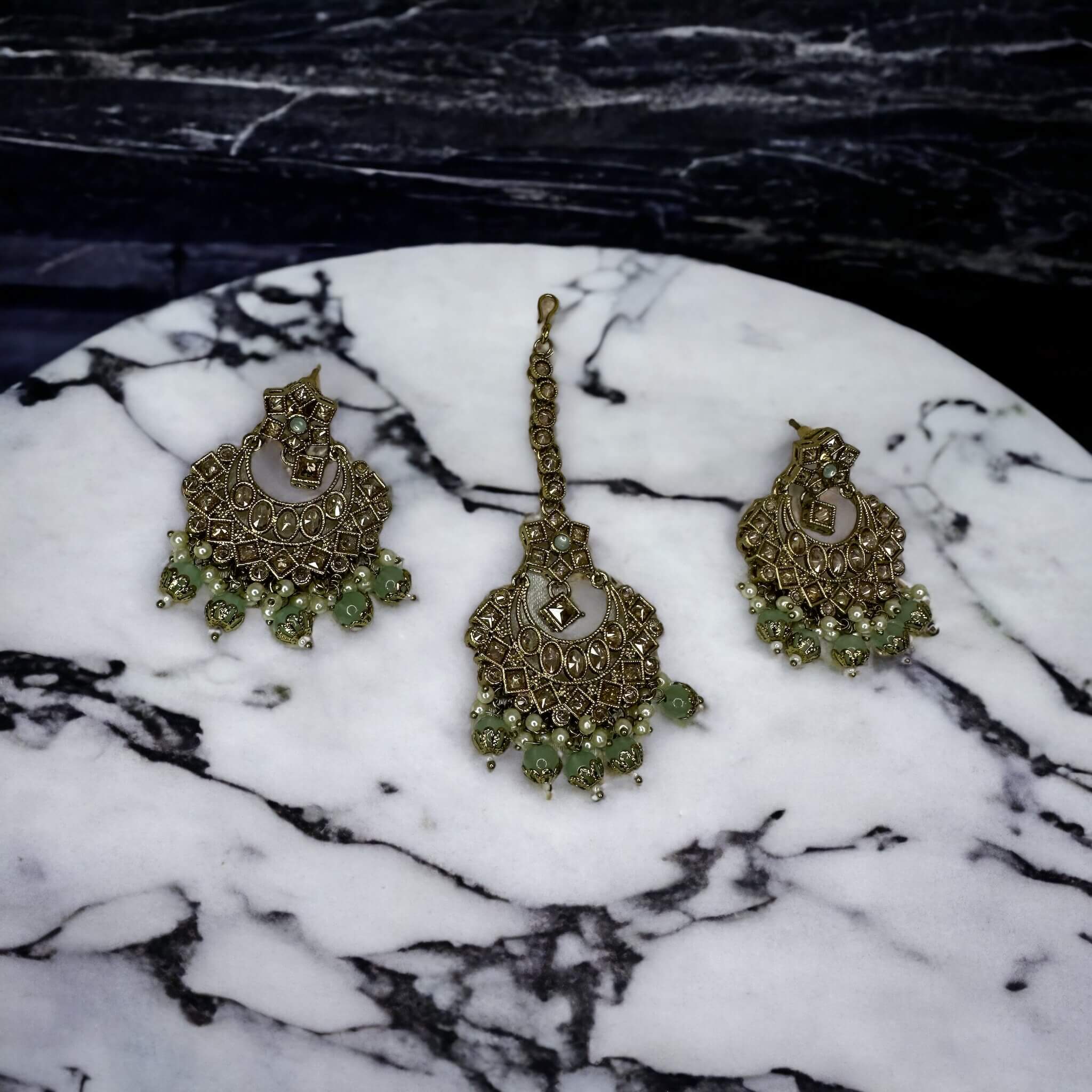 Green Gold Plated Mangtika And Earrings